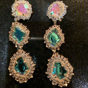 Kendra Scott Aria Clip On Gold statement earrings